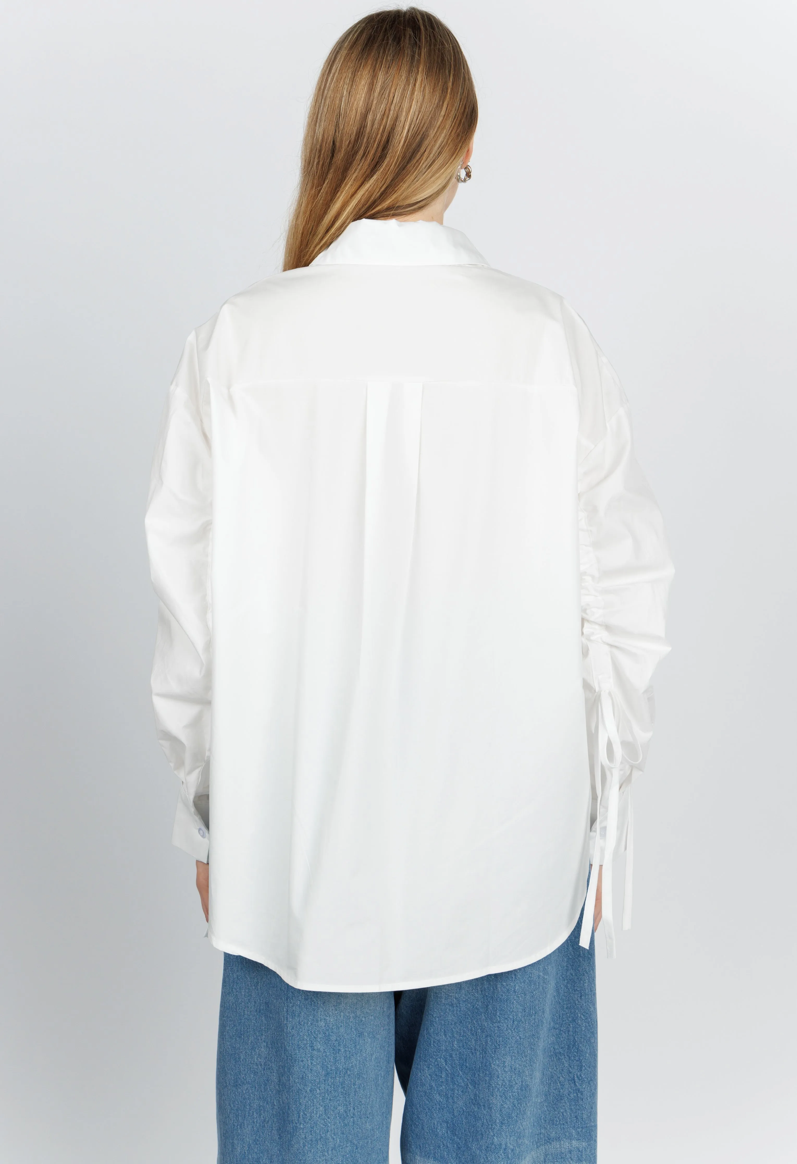 Arden Button Down in White