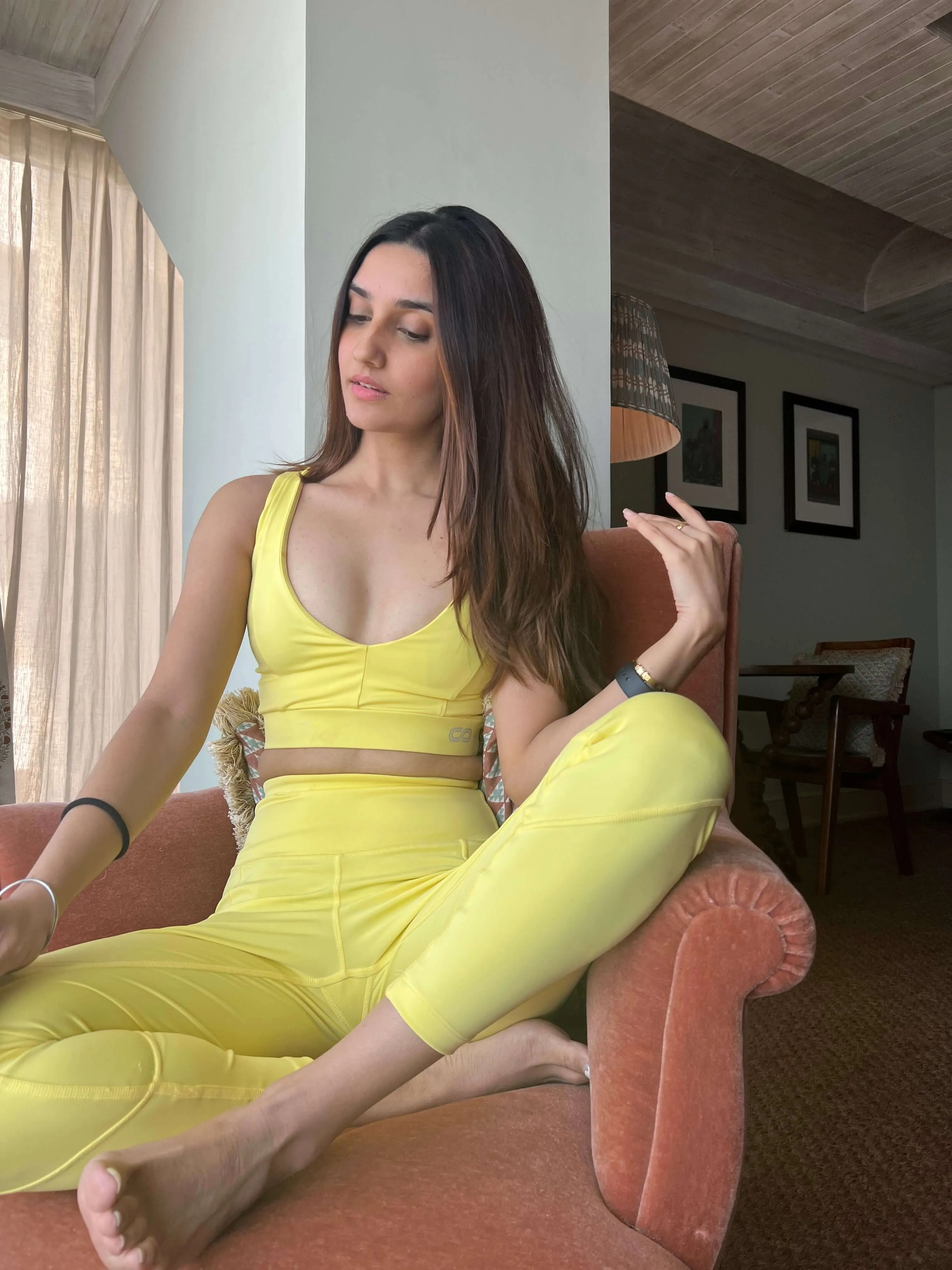 Candyfloss Yellow Plunge Bra & Aura Leggings