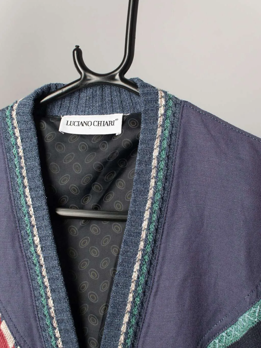 Mens vintage coogi style cardigan in blue cotton and linen with funky geometric design – Medium / Large