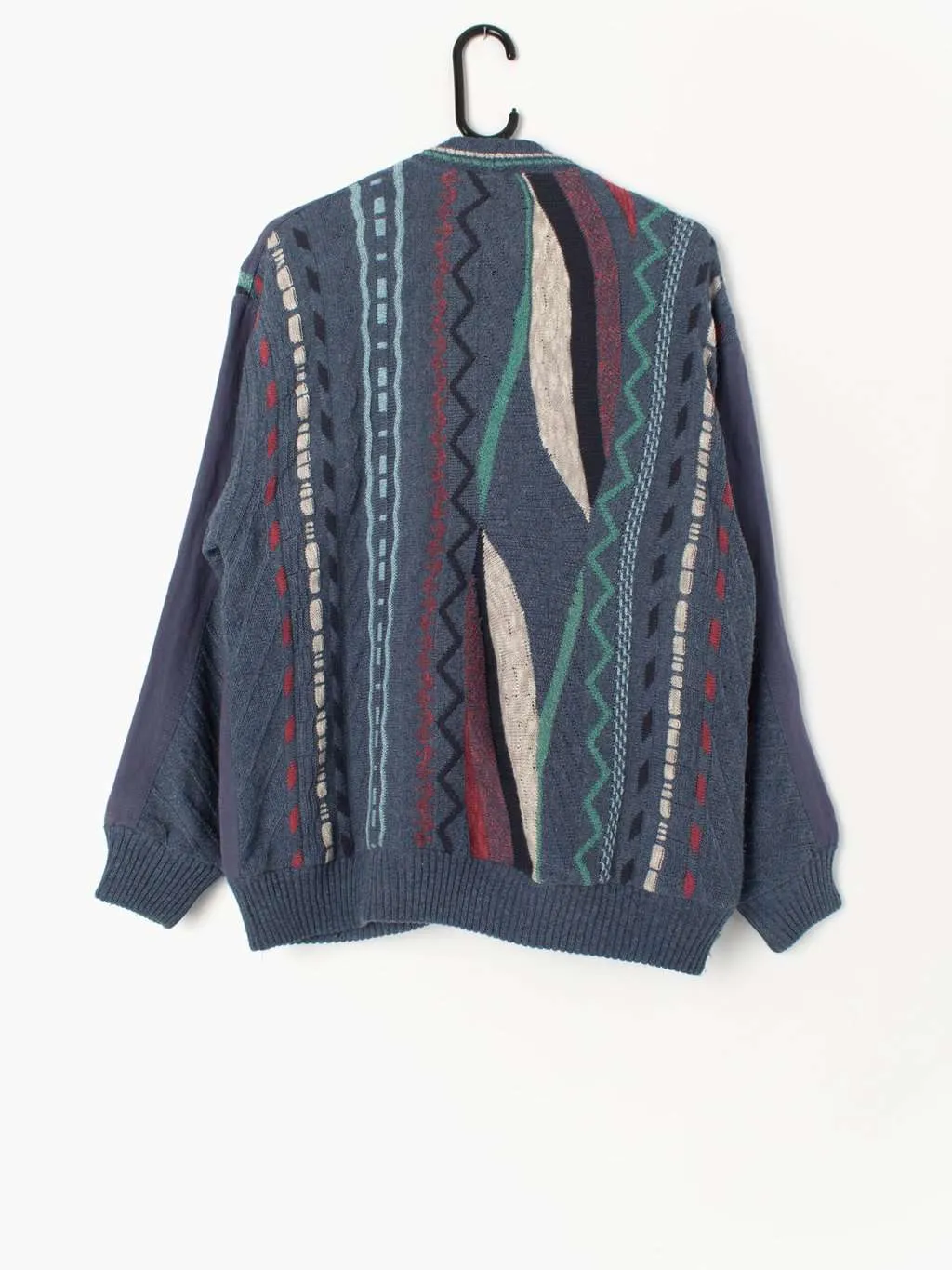 Mens vintage coogi style cardigan in blue cotton and linen with funky geometric design – Medium / Large