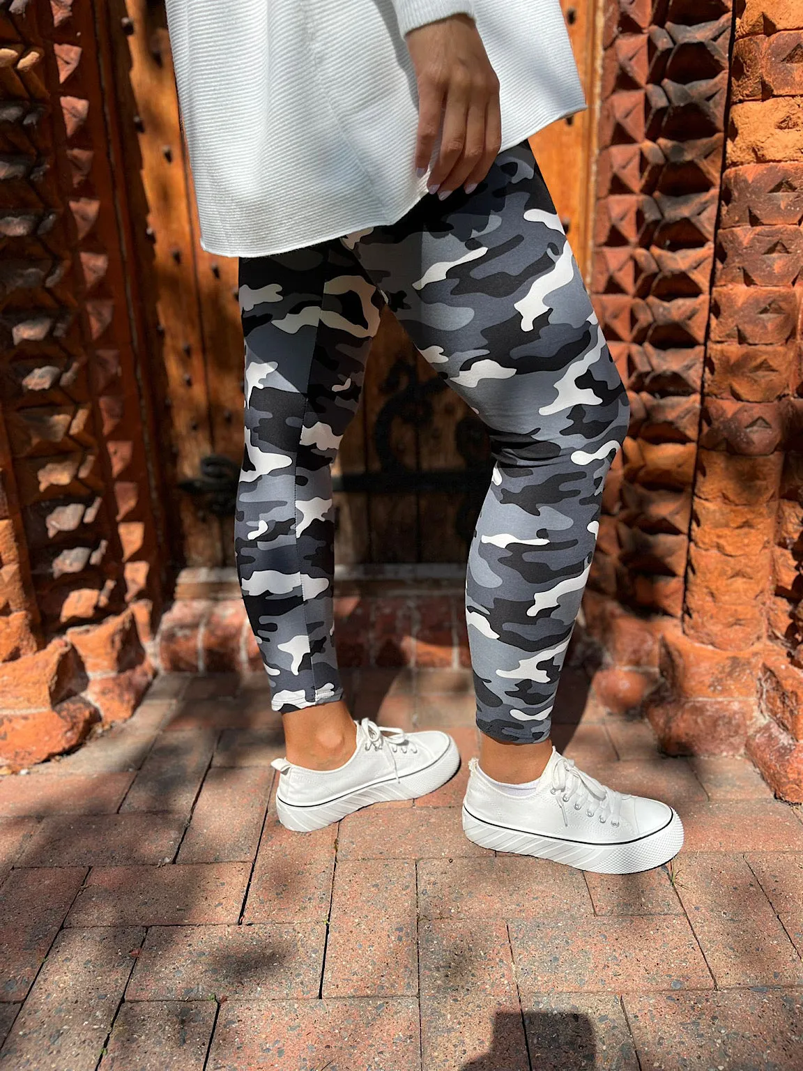 Monochrome Camo Print Leggings