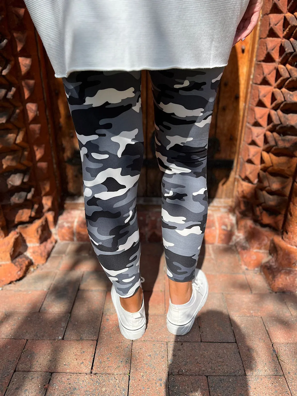 Monochrome Camo Print Leggings