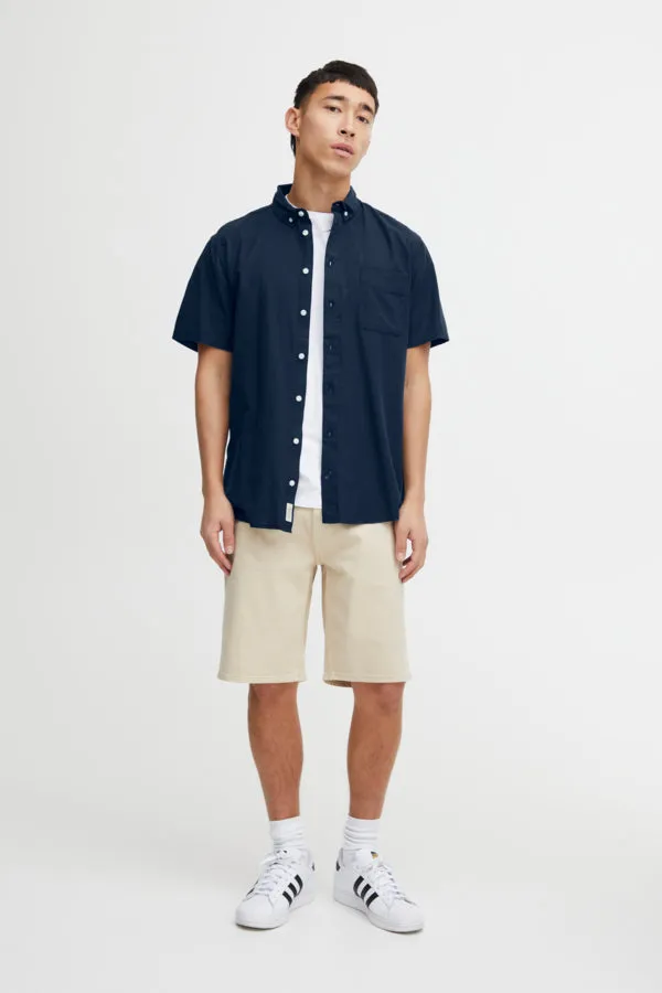 SHORT SLEEVE BUTTON DOWN SHIRT