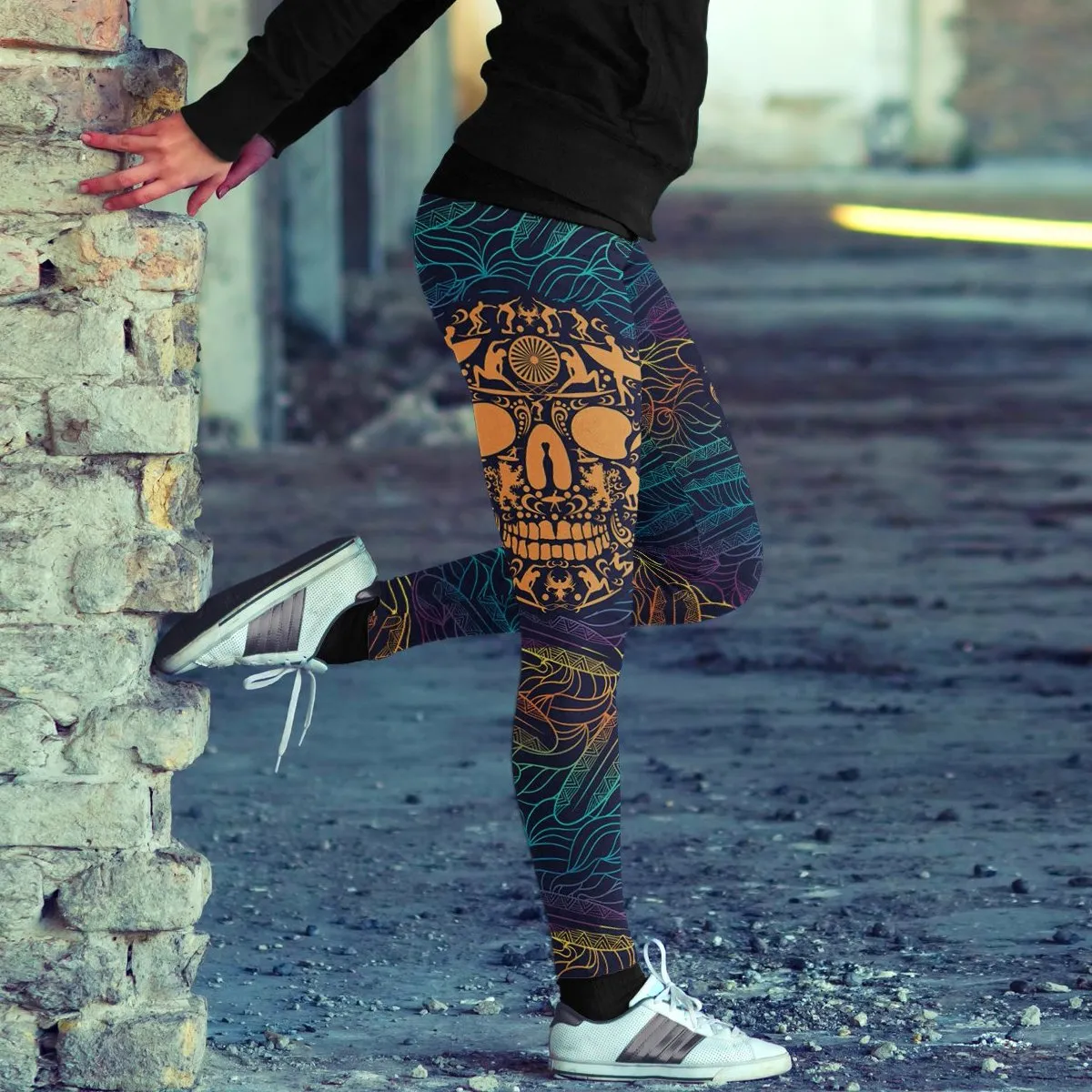 Surfing Leggings Ornamental Skull