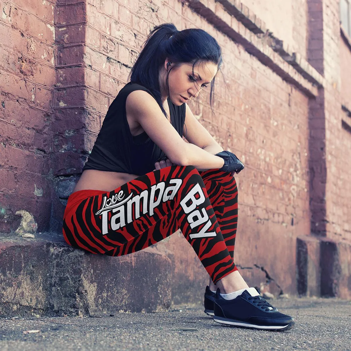 TAM FB Striped Leggings